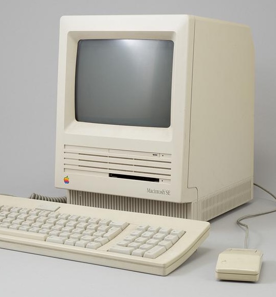 Photo of Apple Macintosh SE from 1988